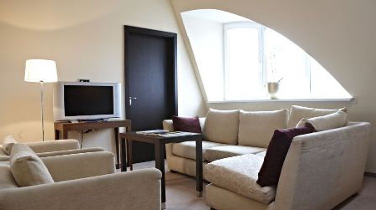 Metropolitan Hotel by Flemings Suite