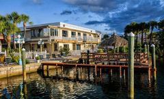 Bayview Plaza Waterfront Resort
