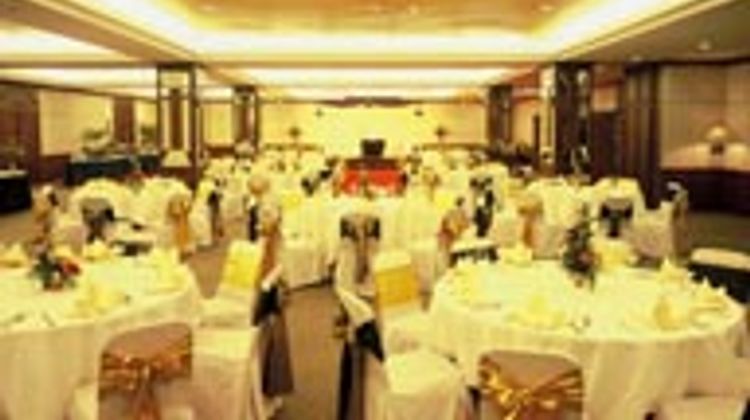 Amora Hotel Tapae Banquet
