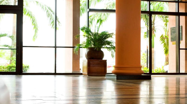 <b>Ogeyi Place Hotel Lobby</b>