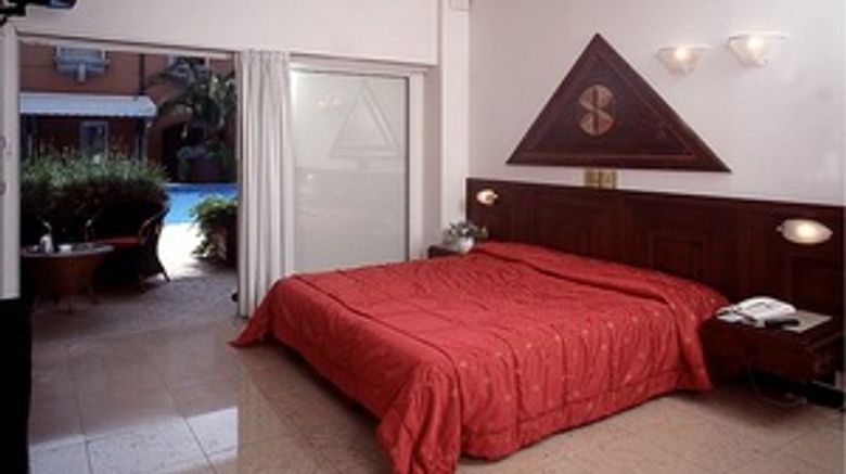 <b>Hotel La Paul Room</b>