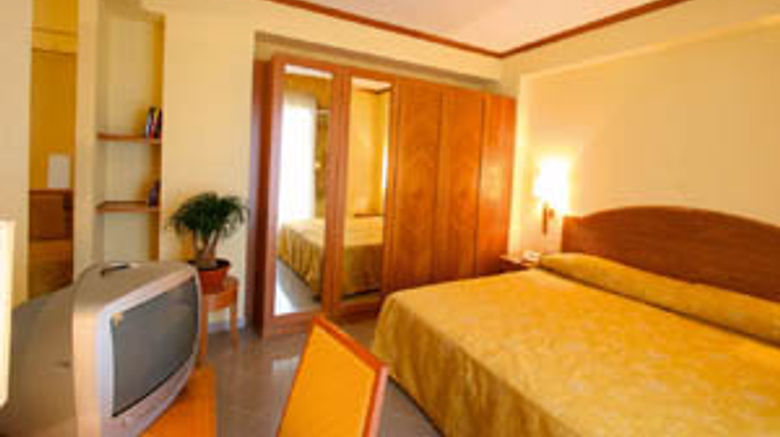 <b>Hotel Tirreno Room</b>