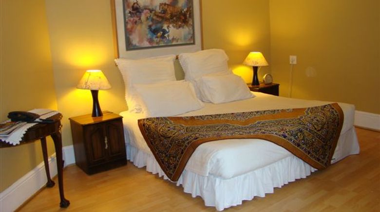 <b>Chancellors Court Guest House Room</b>