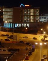 Avra Hotel