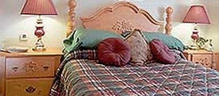 Turning Leaf Townhomes Room