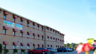 Arena Hotel