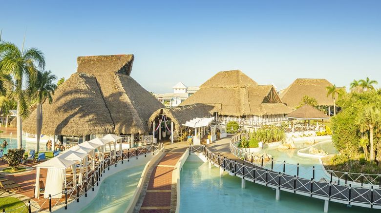 <b>Royalton Hicacos Resort & Spa Exterior</b> <b>Royalton Hicacos Resort & Spa Exterior</b>