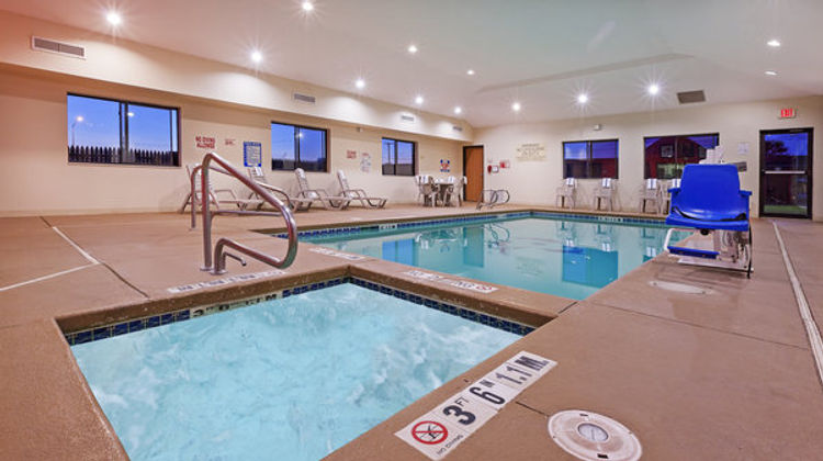 Wingate by Wyndham Lubbock South Pool