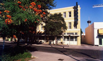 O'Brien Riverwalk Boutique Hotel