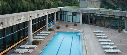 The Cliff Lodge and Spa Pool