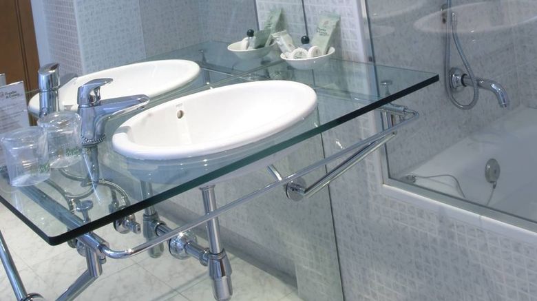 <b>Posadas de Espana Paterna Health</b>