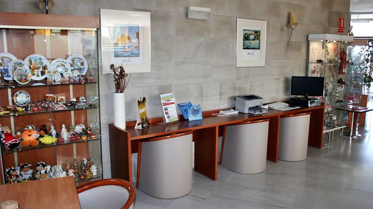 Hotel Husa Alaquas Lobby
