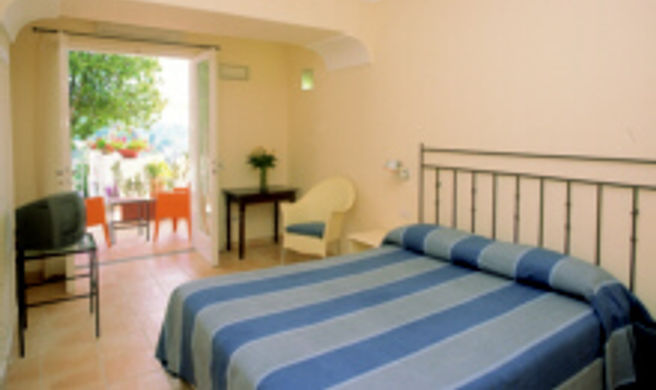 Senaria Hotel Room