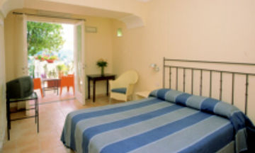 Senaria Hotel