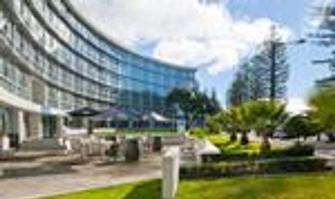 Scenic Hotel Te Pania Exterior