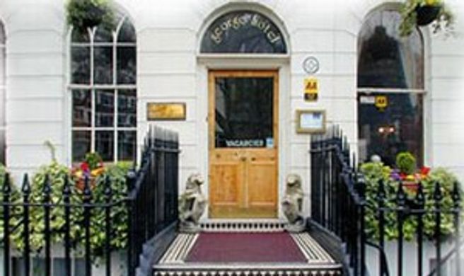 George Hotel Exterior