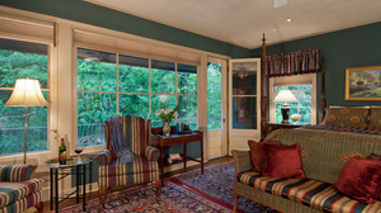 The Stockade Bed and Breakfast Suite
