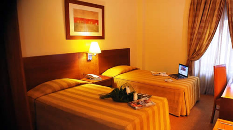 Hotel Travel Park Room