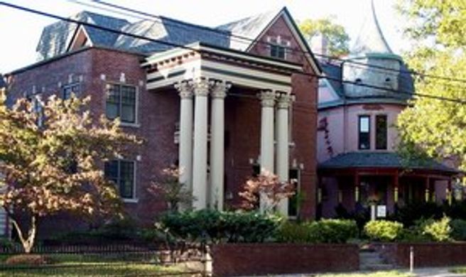 Lyndon House Bed & Breakfast Exterior