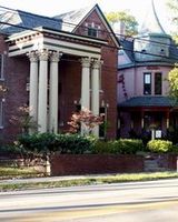 Lyndon House Bed & Breakfast