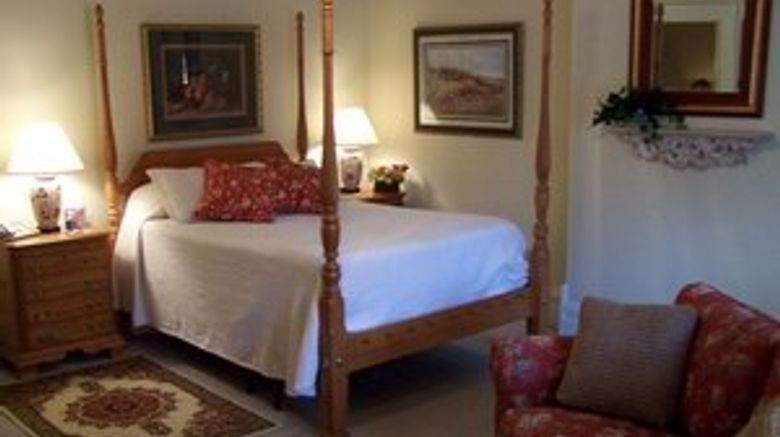 <b>Lyndon House Bed & Breakfast Room</b> <b>Lyndon House Bed & Breakfast Room</b>
