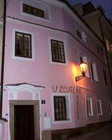 Hotel u Zlute Boty