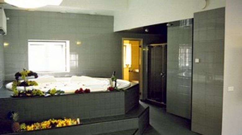 <b>Hotel Old Town Maestro Spa</b>