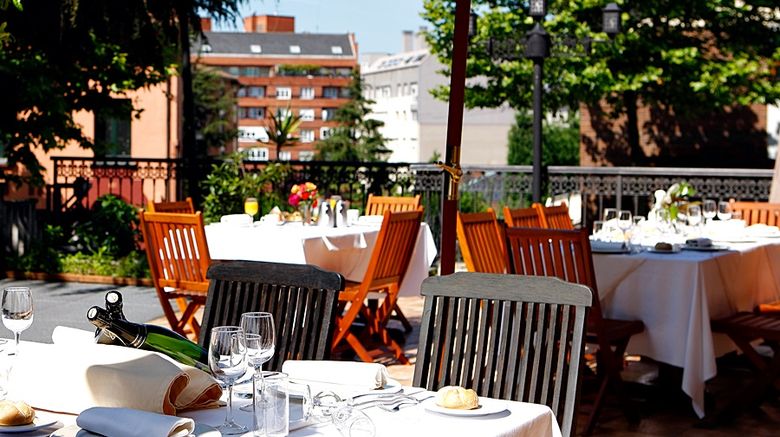 <b>Ayre Hotel Alfonso II Restaurant</b>