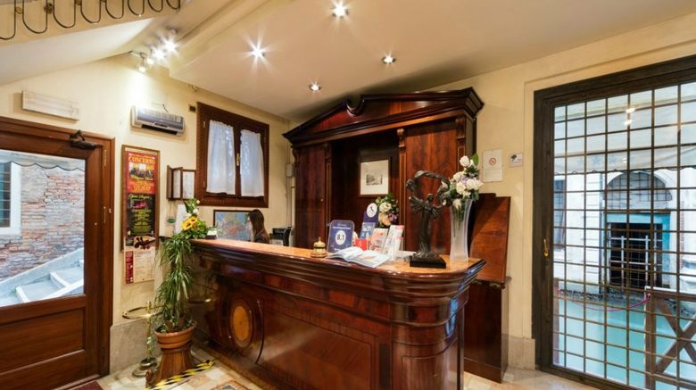 <b>Hotel Al Ponte dei Sospiri Lobby</b>