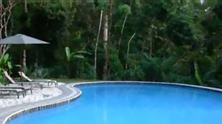 Luna Lodge Pool