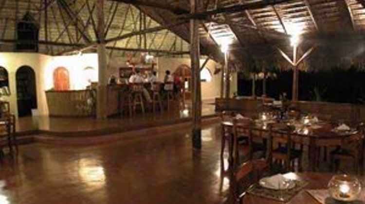 Luna Lodge Restaurant