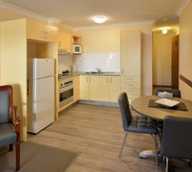 Quest Ascot Room