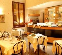 Hotel Lombardi Restaurant