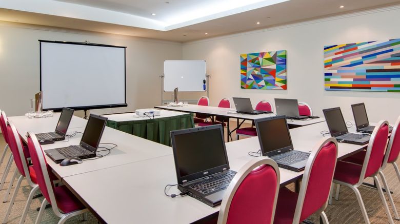 <b>Oakwood Apartments Brisbane Meeting</b> <b>Oakwood Apartments Brisbane Meeting</b>