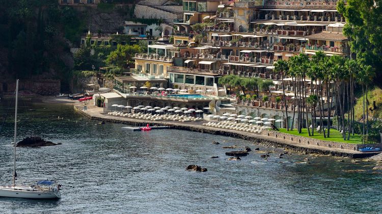 Grand Hotel Atlantis Bay Exterior