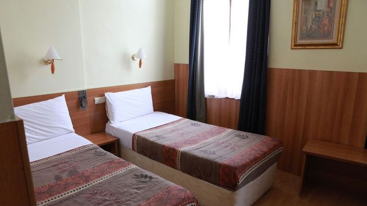 Hotel Aristote Room