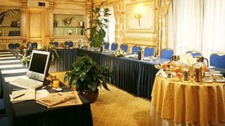 <b>A New Delhi Orchid Garden Hotel Banquet</b>