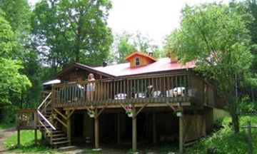 Algonquin Wilderness Eco-Lodge