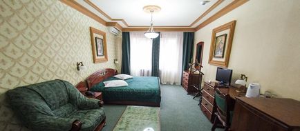 Bucharest Comfort Suites Room