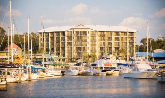 Mantra Hervey Bay Exterior