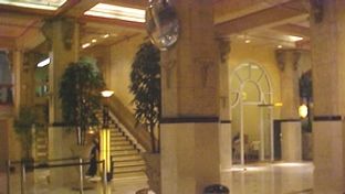 Stay On Main Hotel