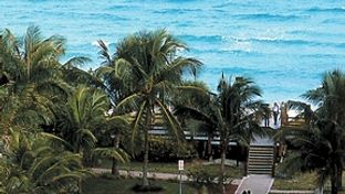 Ocean Spray Hotel