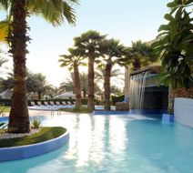 Moevenpick Hotel Kuwait Pool