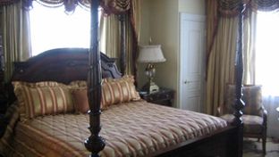 Market Pavilion Hotel