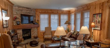Red Stag Lodge Suite