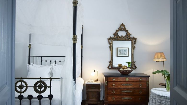 <b>1864 The Sea Captains House Room</b>