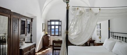 1864 The Sea Captains House Suite