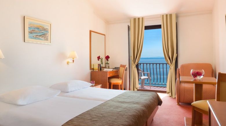 <b>Hotel Mediteran Room</b>