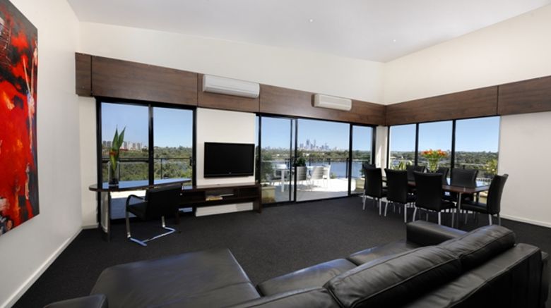 <b>Assured Ascot Quays Apartment Hotel Suite</b> <b>Assured Ascot Quays Apartment Hotel Suite</b>
