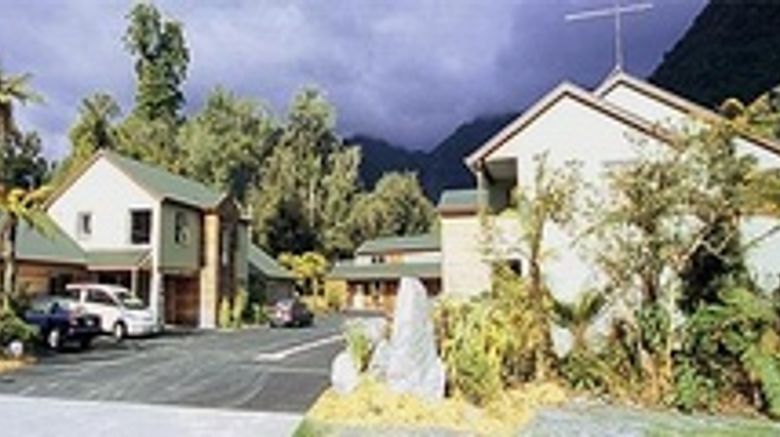 Punga Grove Exterior